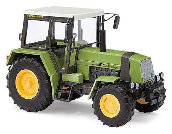 Traktor Fortschritt ZT 323 grün neu